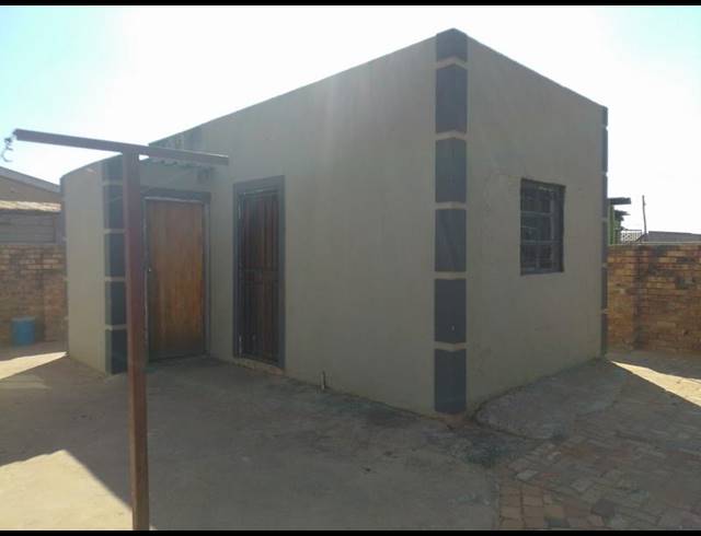 3 BEDROOM HOUSE FOR SALE IN PAYNEVILLE